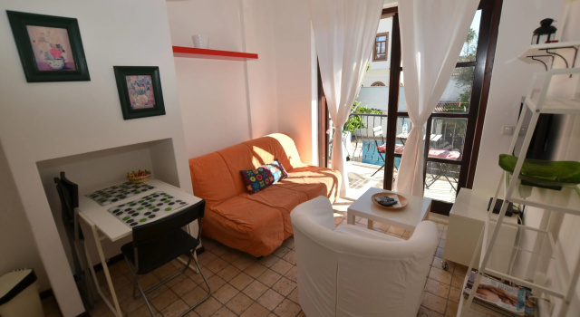 Полулюкс The Suite Apart Hotel