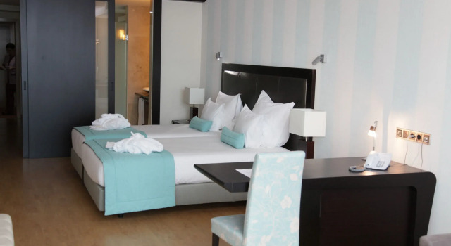 Двухместный номер Standard Angra Marina Hotel