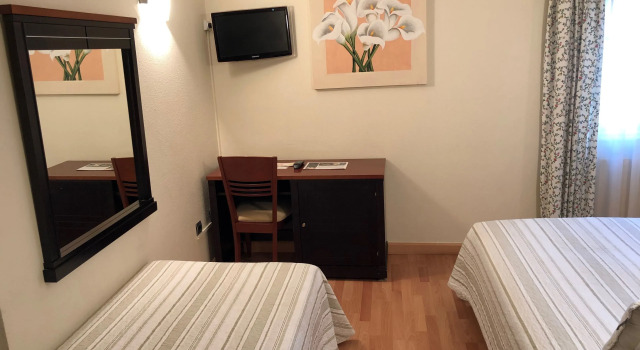 Трёхместный номер Standard Hotel Sena