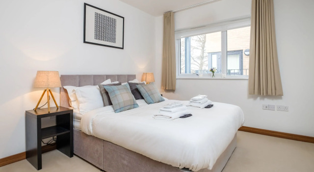 Premium huone Flamsteed Duplex Apartment