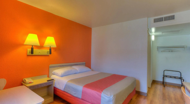 Двухместный номер Standard Motel 6 Troutdale, OR - Portland East