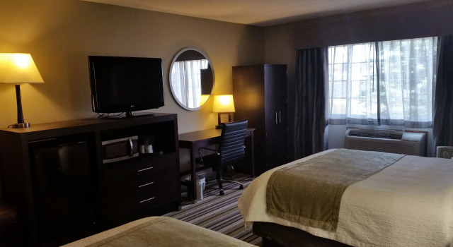 Четырёхместный номер Standard Best Western Stanton Inn
