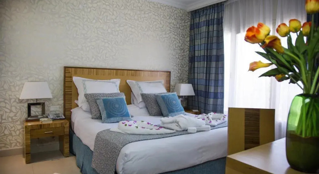Полулюкс Taba Sands Hotel & Casino