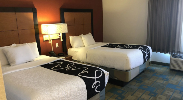 Четырёхместный номер Standard La Quinta by Wyndham Jacksonville Butler Blvd