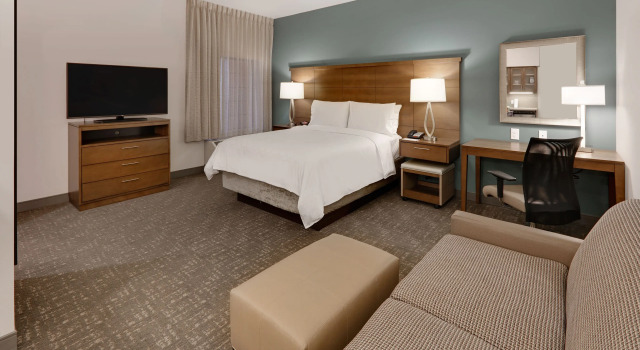 Двухместный люкс Staybridge Suites Oklahoma City Dwtn - Bricktown by IHG