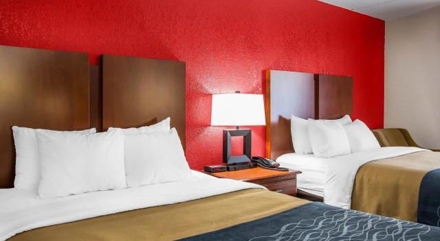 Четырёхместный номер Standard Comfort Inn Alpharetta-Atlanta North