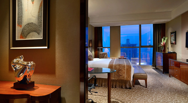 Номер Deluxe Crowne Plaza Zhenjiang by IHG