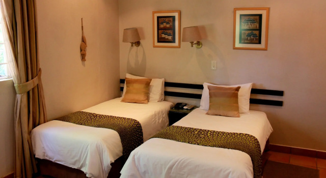 Standard Doppel Zimmer mit Gartenblick Mantenga Lodge