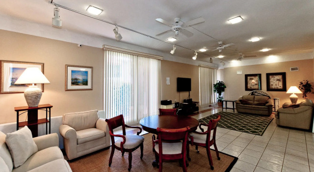 Runaway Bay 242 - 1418878 2 Bedrooms 2 Bathrooms Condo