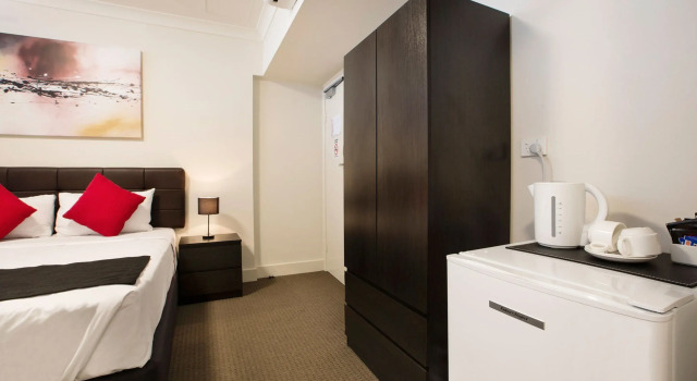 Двухместная студия Enfield Hotel