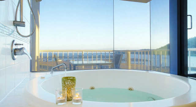 Люкс с видом на залив at Whitsunday Vista Holiday Apartments