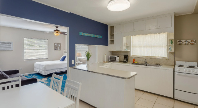 Люкс Standard Seascape Resort & Marina
