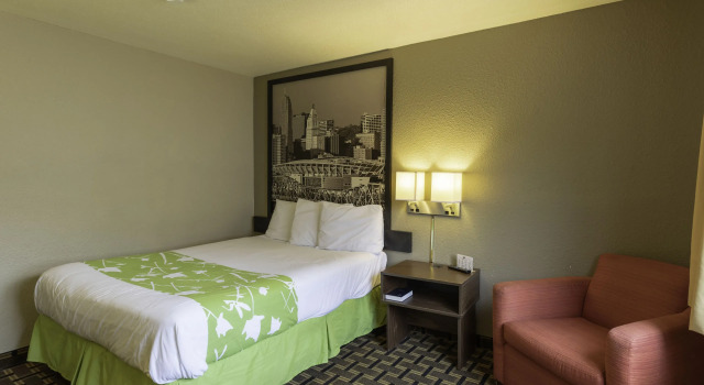 Двухместный номер Standard Rodeway Inn Florence - Cincinnati South