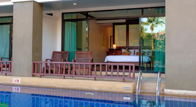 Номер Deluxe Alpina Phuket Nalina Resort & Spa