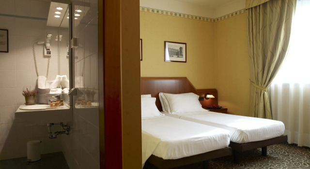 Двухместный номер Superior Hotel Montini Linate Airport