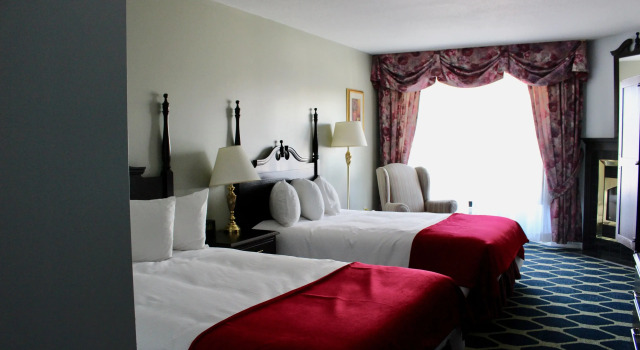 Четырёхместный номер Deluxe Auberge Giseles Inn