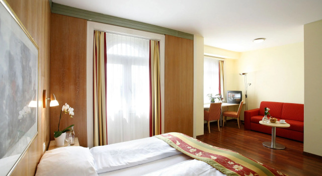 Трёхместный номер Hotel De la Paix