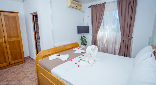 Standaard Tweepersoonskamer Pharos Hotel