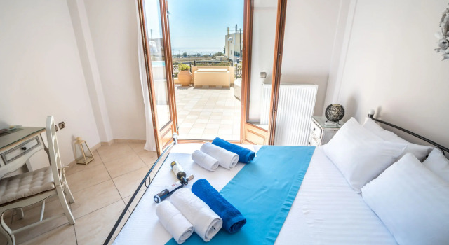 Vineyard Exclusive Suites, Забронировать Гостевой дом Акротирион , рядом с Красный берег
