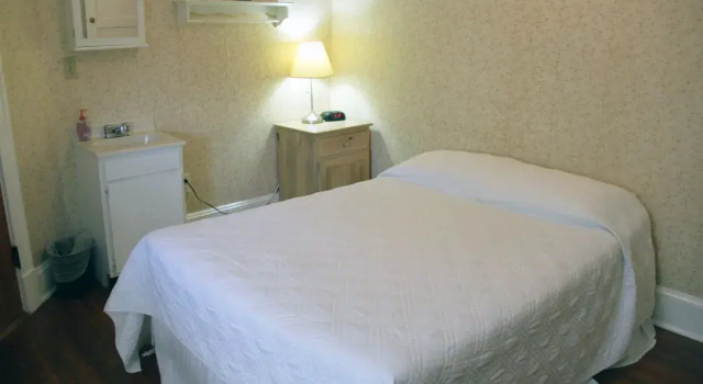 Номер Standard Adams Inn