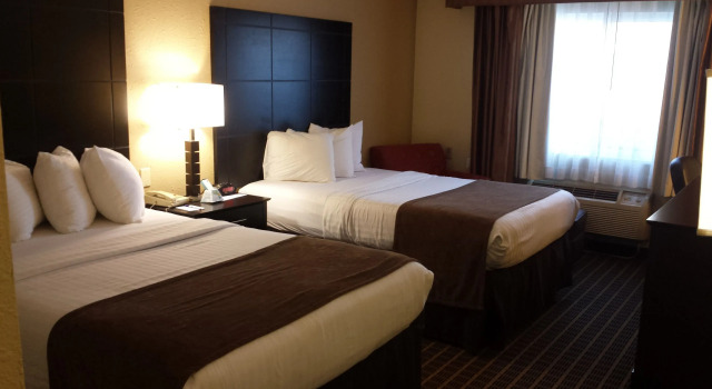 Четырёхместный номер Standard Quality Inn & Suites Morgantown - University Area