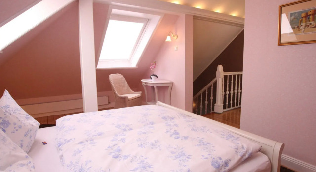 Полулюкс Hotel Villa Caldera