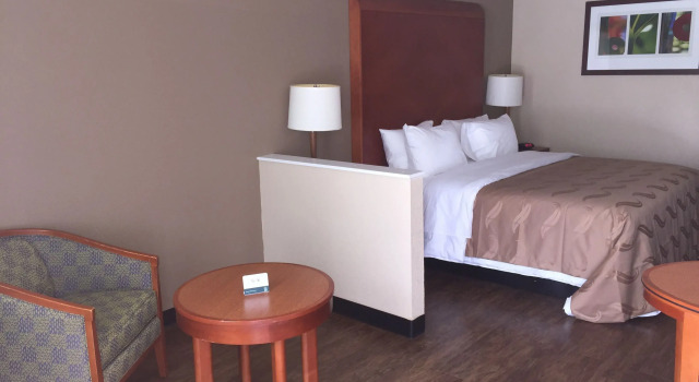 Двухместный номер Standard Quality Inn & Suites University Area