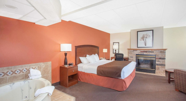 Двухместный номер Premier AmericInn by Wyndham Albert Lea