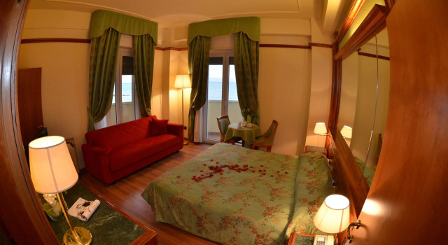Трёхместный номер Standard Grand Hotel Montesilvano