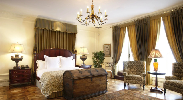 Люкс Hotel Le St-James Montréal