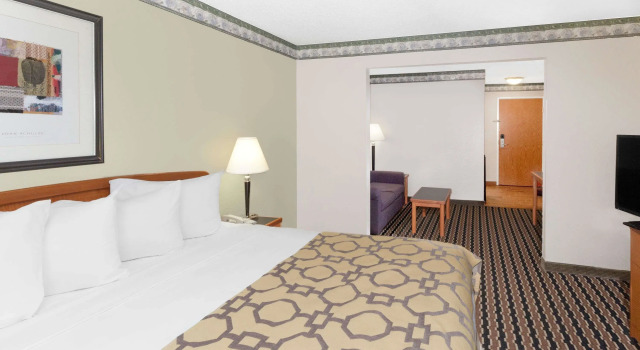 Двухместный люкс Baymont by Wyndham Fort Wayne