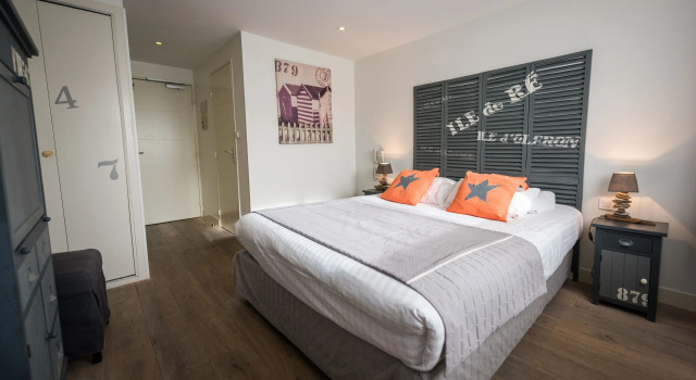 Двухместный номер Comfort Hôtel Le Peu Breton