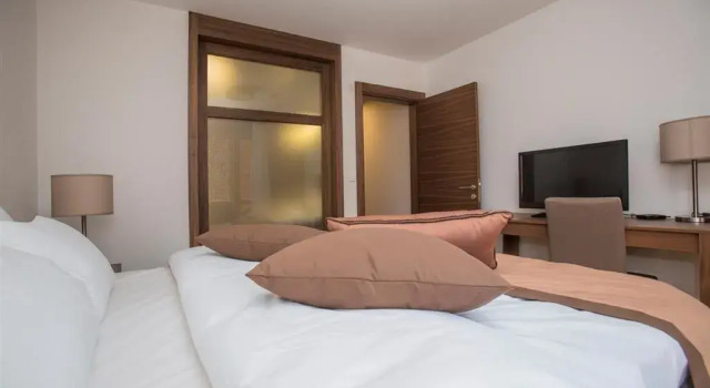 Апартаменты Deluxe Apartman S-lux privatni app u sklopu hotela Vucko