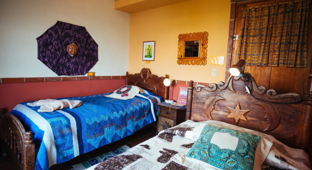 Номер Standard Hotel y Cafe La Casa del Mundo