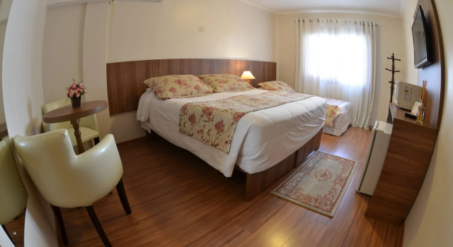 Трёхместный номер Standard Pousada Stillo Gramado Centro - 300 metros da rua coberta