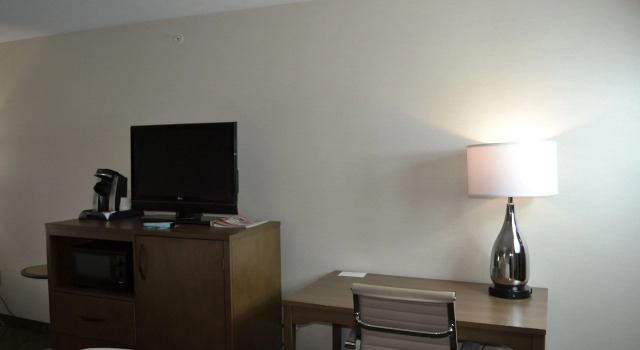 Двухместный номер Standard Holiday Inn Express & Suites Kent - University Area by IHG
