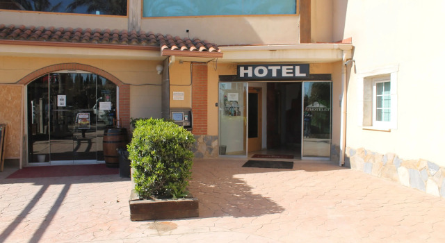 L'Hotelet, Reservar Hotel Cambrils El Baix Camp