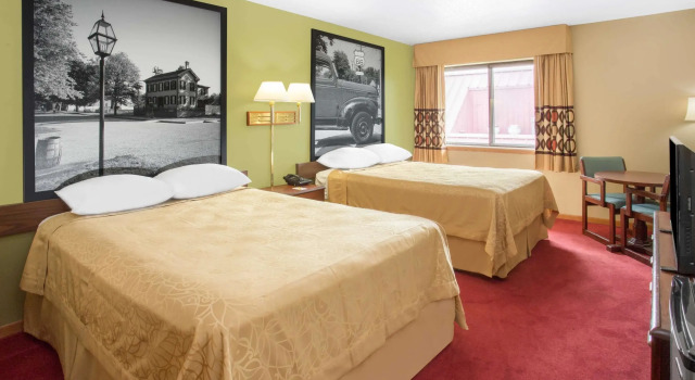 Habitación cuádruple Estándar Super 8 by Wyndham Normal Bloomington