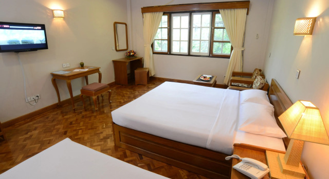 Трёхместный номер Deluxe Arthawka Hotel