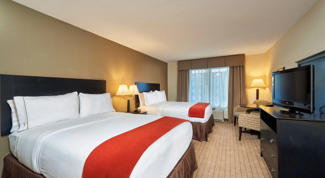 Четырёхместный номер Standard Holiday Inn Express & Suites - El Paso North by IHG