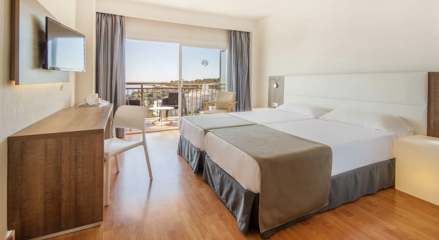 Двухместный номер Standard с частичным видом на море Globales Cala Viñas Adults Only 16+
