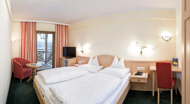 Двухместный номер Standard с балконом Hotel der Wiesenhof
