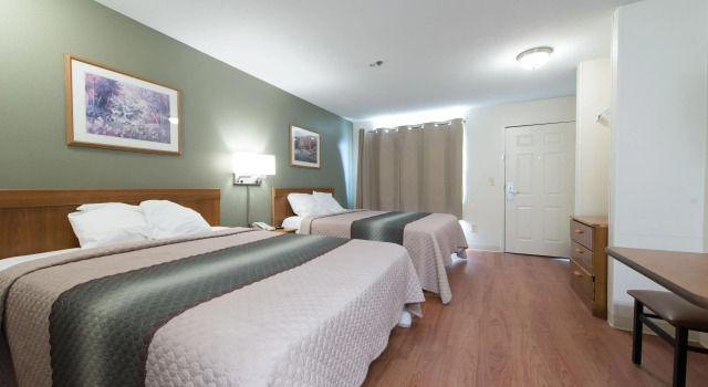 Студия Studio 51 Extended Stay Hotel