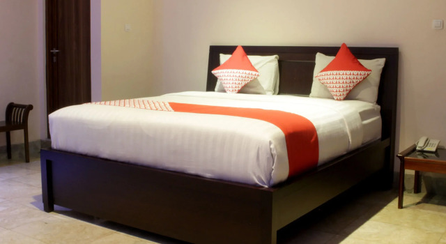 Suite Standard OYO 171 Lotus Art Garden Hotel