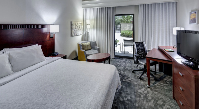 Двухместный номер Standard Courtyard by Marriott Brownsville