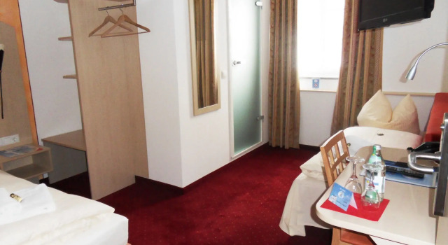 Номер Comfort Hotel Alte Post