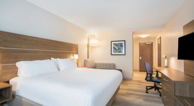 Двухместный номер Standard Holiday Inn Express & Suites Owings Mills-Baltimore Area by IHG