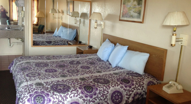 Номер Standard Crown Inn Grand Prairie