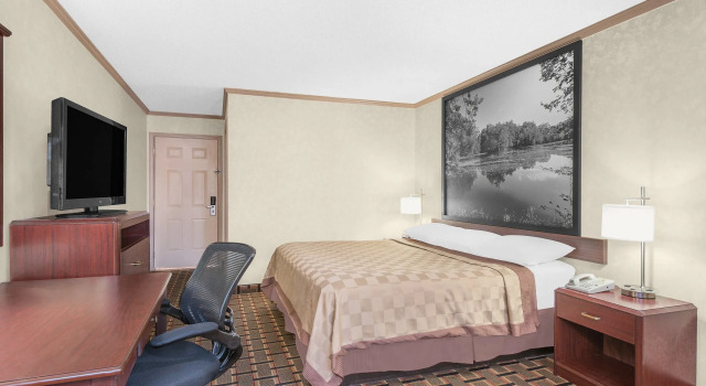 Двухместный номер Standard Super 8 Maumee