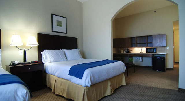 Люкс Holiday Inn Express Hotel & Suites Mankato East by IHG
